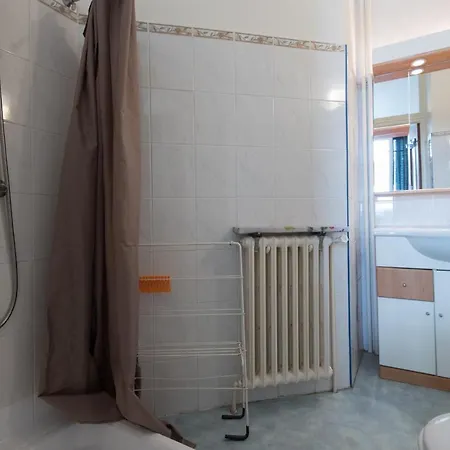Appartement T1 Rue Castellane *