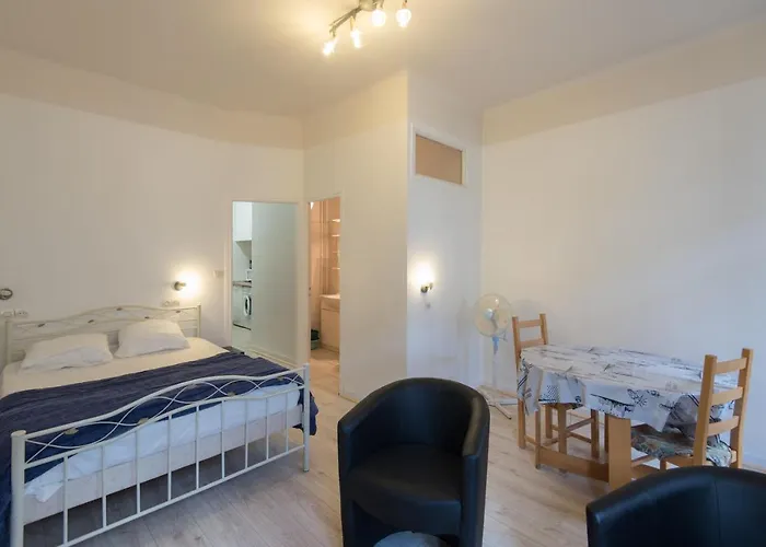 T1 Rue Castellane * Amélie-les-Bains-Palalda